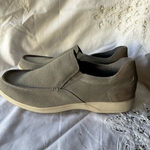 Men's Florsheim, Lakeside Canvas Moc Slip On 13401-020 Grey Canvas Nubuck 9 1/2M